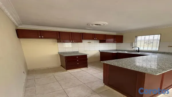 casas - Casa en Alquiler | Cerros del Oeste | 3 Hab. 8