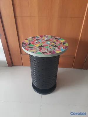 decoración y accesorios - MESA CON LUCES DE COLORES 2