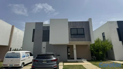 Exclusiva Villa en Panorama Park, Vista Cana