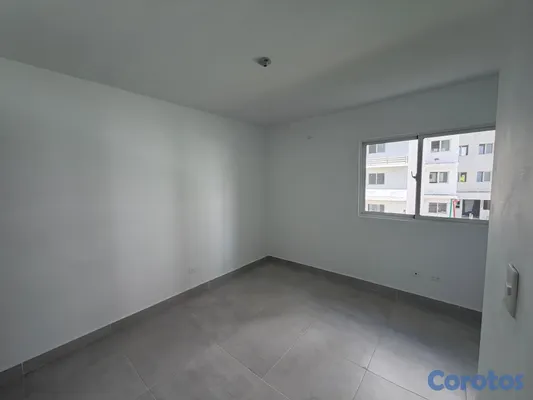 apartamentos - vendo apartamento Cayetano Germosen tres habitaciones balcón tres baños dos para 5