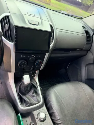jeepetas y camionetas - Isuzu dmax 2020 mecánica 4x4  8