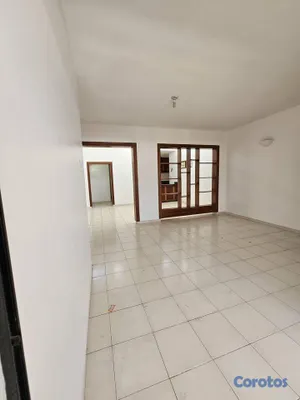 apartamentos - Apartamento de 3 habitaciones 2 baños en Villa Aur 4