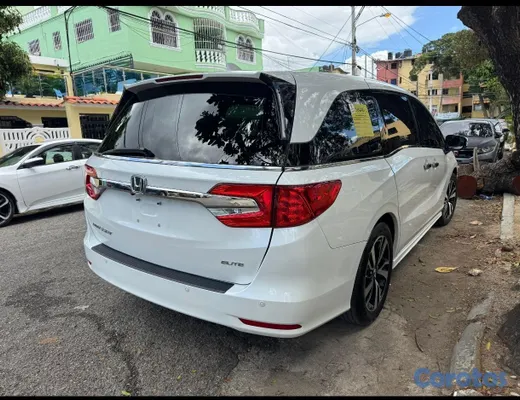 jeepetas y camionetas - honda Odyssey élite full año 2020 
60.000 millas recién importada  5