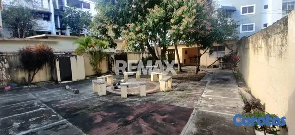 casas - Casa de 3 habitaciones 3.5 baños en alquiler en Ar 3