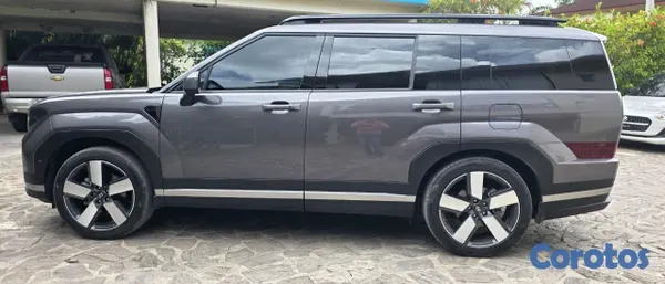 jeepetas y camionetas - hiunday santa fe gs 2025 8