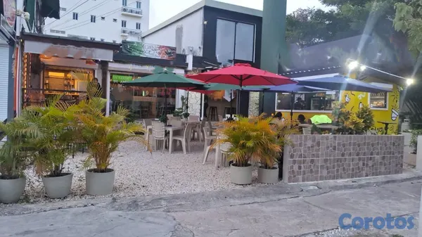oficinas y locales comerciales - ALQUILER FOOD TRUCK  EN PLAZA COMERCIAL " BELLA VISTA" 2