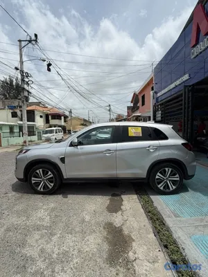 jeepetas y camionetas - Mitsubishi Outlander SE 2021 6
