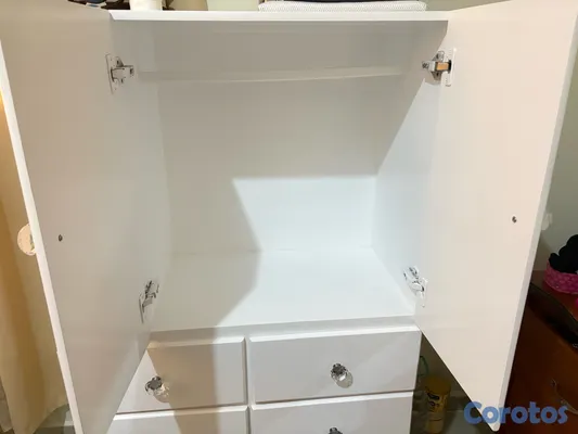 otros inmuebles - Armario para bebé. perchero y 5 gavetas  2