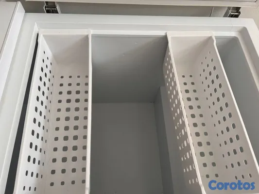 equipos profesionales - Freezer Horizontal Frigidaire 3