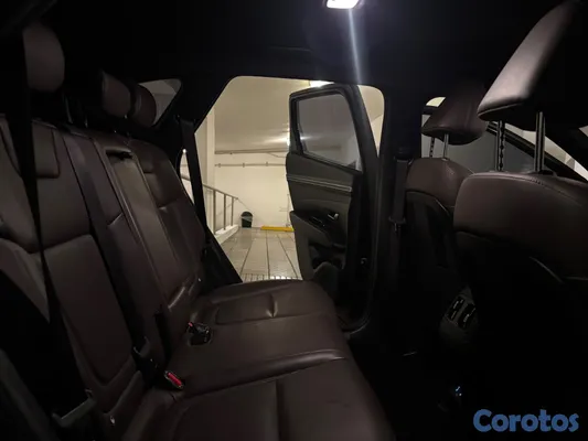jeepetas y camionetas - Oportunidad Hyundai Tucson 2023 como nuevo 8