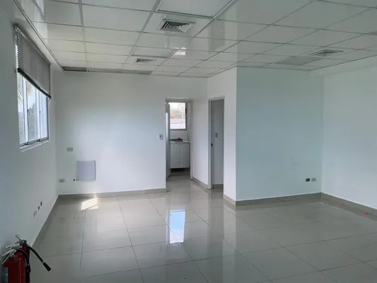 oficinas y locales comerciales - Oficina en torre corporativa Prados 2