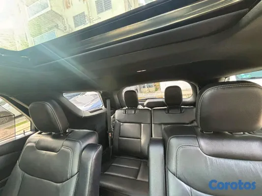 jeepetas y camionetas - Ford Explorer st 2022 7