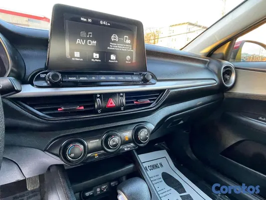 carros - kia forte 2020 4