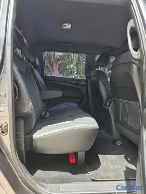 jeepetas y camionetas - KGM REXTON 2021 GRIS OSCURO DIESEL 19