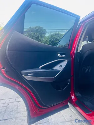 jeepetas y camionetas - Vendo Hyundai Santa Fe Sport 2014 9
