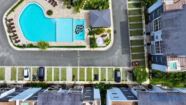 apartamentos - Lujo y comodidad: tu paraíso privado con jacuzzi y seguridad 24/7" 3
