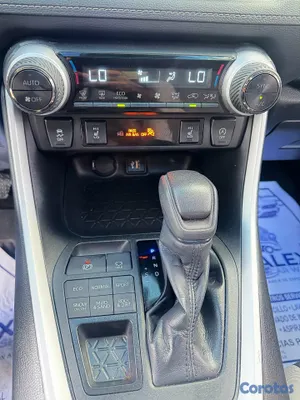 jeepetas y camionetas - TOYOTA RAV4 XLE 2023 8