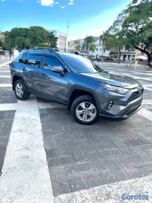 jeepetas y camionetas - TOYOTA RAV4 XLE 2023 7