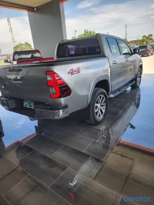 jeepetas y camionetas - 2017 Toyota Hilux Revo 3.0 Diesel 7