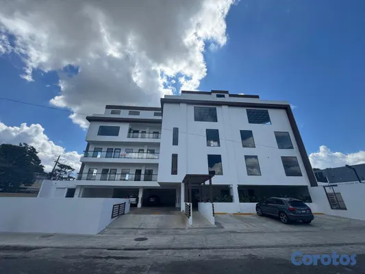 oficinas y locales comerciales - ✨ Locales Disponibles para Alquiler en el Ensanche Miraflores 8