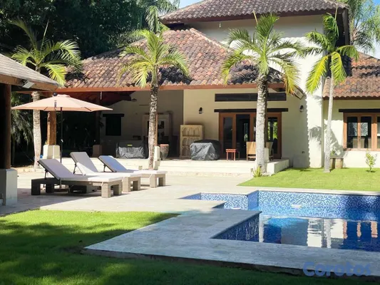 casas vacacionales y villas - Amplia y hermosa villa en Guavaberry Country Club 5
