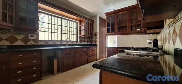 casas - Casa en alquiler Julieta 10