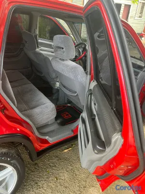 jeepetas y camionetas - Se vende  8