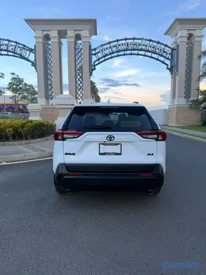 jeepetas y camionetas - Toyota rav4 2021 xle clean carfax  6
