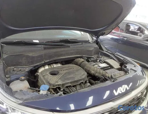 jeepetas y camionetas - KIA SELTOS SIGNATURE SX 2022 AZUL 1.6 GASOLINA 9