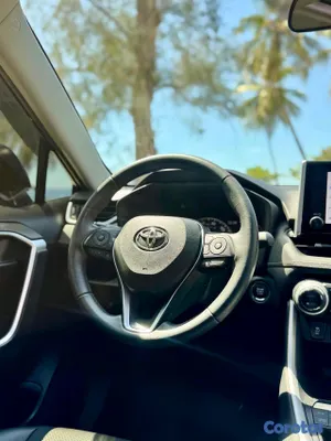 jeepetas y camionetas - Toyota rav4 2023 xle  4