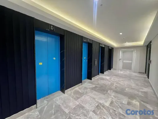 oficinas y locales comerciales - IMPONENTE LOCAL CORPORATIVO EN ALQUILER📍WORLD TRAD 5