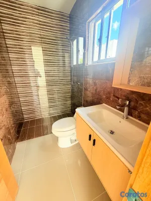 casas - Autopista de San Isidro, Brisa Oriental
🏡 Casa de 2 niveles + acceso al techo 7