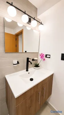 apartamentos - alquiló Gazcue totalmente amuebaldo piso 6 tres habitaciones dos parqueos servi 13