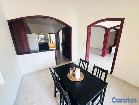 casas - Se vende casa esquina de 700 METROS en  Sector cén 7