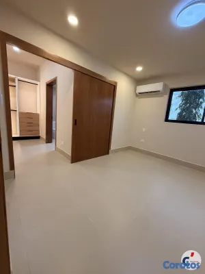 casas - En Alquiler Espaciosa Villa de 4 Habitaciones más  11