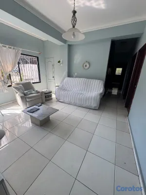 apartamentos - vendo Gazcue segundo nivel con terraza 4 habitaciones 2.5 baños dos parqueos  5