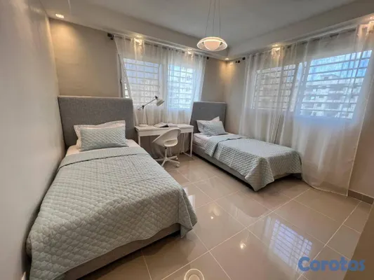 apartamentos - Venta de Apartamento con Terraza Privada en San Isidro 7