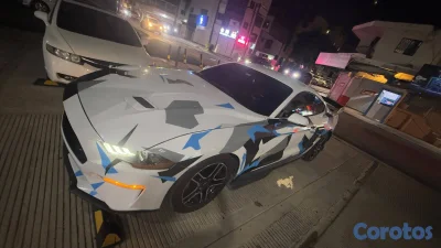 Ford Mustang EcoBoost Premium 2019 - estilo GT500