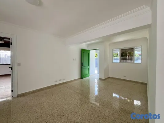 casas - Casa de 4 habitaciones 3 baños en alquiler en Viej 10