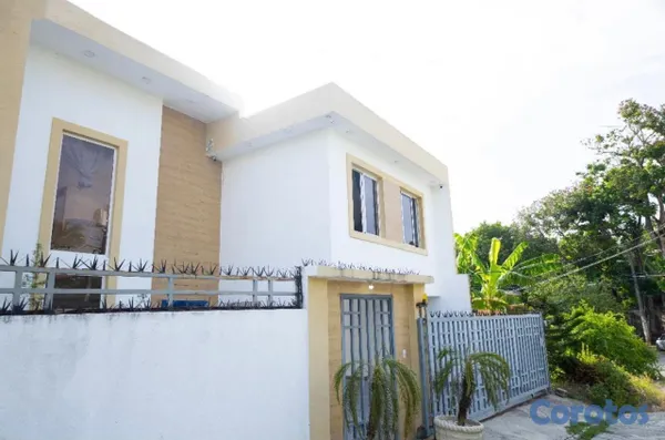 casas - Casa en venta en Residencial Los Hidalgos 6