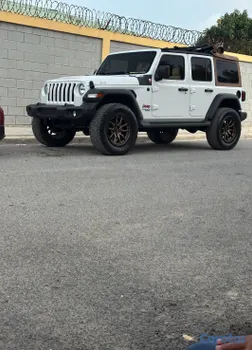 jeepetas y camionetas - Vendo Jeep Wrangler Sport 2021