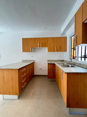 apartamentos - Apartamento en Alquiler | Prolongación 27 de Febrero, Santo Domingo
 3