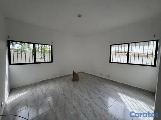 casas - Casa de 2 viviendas independientes en Venta en San 16