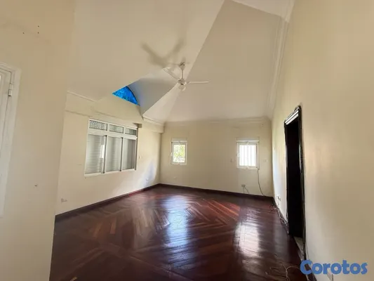casas - casa en Cacicazgos  en alquiler de de 4 hab y piscina US 5,800 9