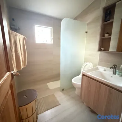 casas - casa en venta en la ind. entre Ind y José contreras RD 13,500 11