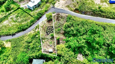 Terreno Exquisito con Vista al Mar en Complejo Privado – ¡Cerca de la Playa!