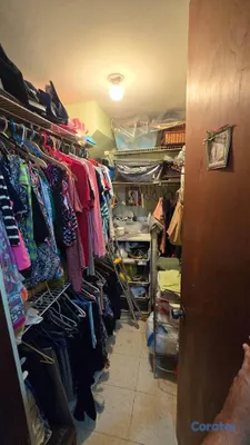casas - Casa de 3 niveles en venta en Evaristo Morales 12