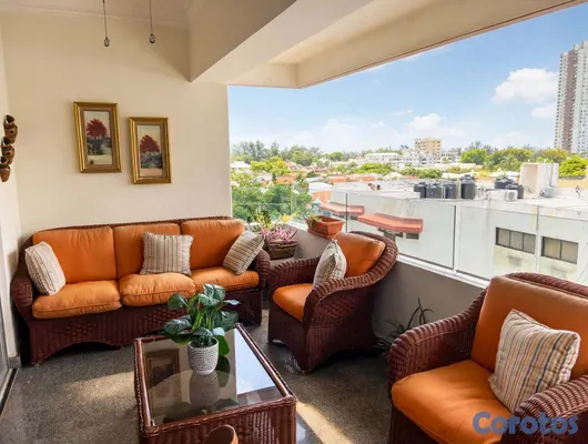 apartamentos - Vendo Bella Vista Sur excelente ubicación, amplio  2
