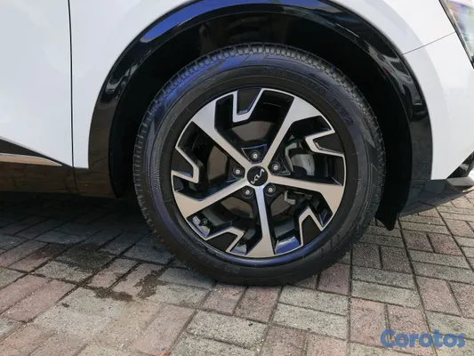 jeepetas y camionetas - kia sportage 2023 2