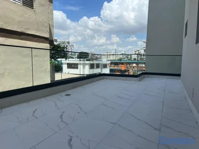Venta | 2do nivel con terraza en Evaristo Morales